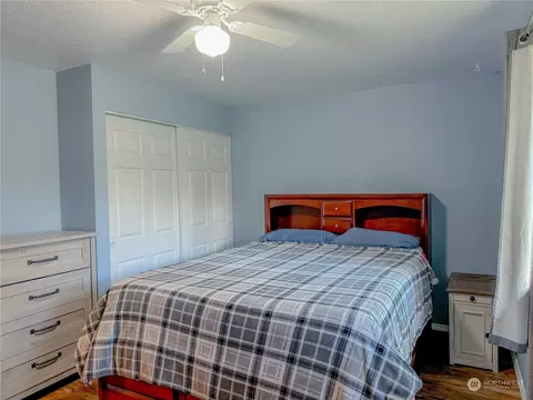 Bedroom - 140 Raintree Loop SE, Rainier, WA 98576 photo 2 of 6