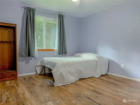 Bedroom - 140 Raintree Loop SE, Rainier, WA 98576 photo 4 of 6