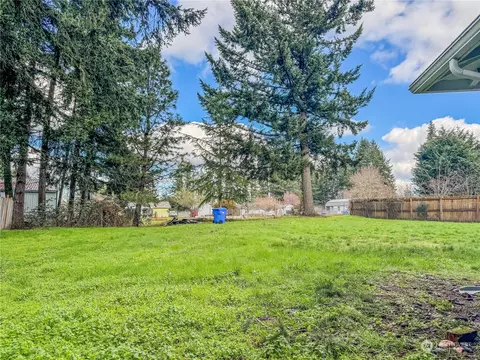 Exterior - 140 Raintree Loop SE, Rainier, WA 98576 photo 2 of 3