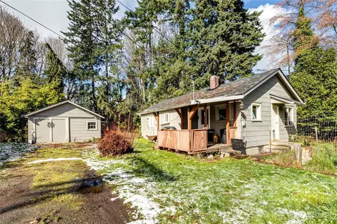 2012 S Cherry St, Port Angeles, WA 98362
