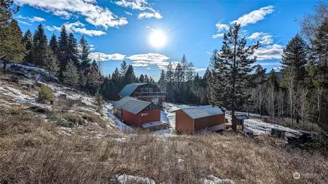 740 Cape Labelle Rd, Tonasket, WA 98855