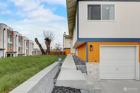 Exterior - 1802 19th Ave S, Seattle, WA 98144 photo 3 of 4