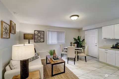 Living - 1802 19th Ave S, Seattle, WA 98144 photo 1 of 1
