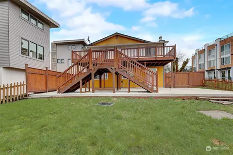 Exterior - 1802 19th Ave S, Seattle, WA 98144 photo 2 of 4