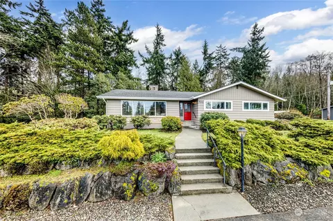 405 S Alder St, Port Angeles, WA 98362