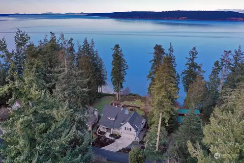 1955 Opal Ln, Langley, WA 98260
