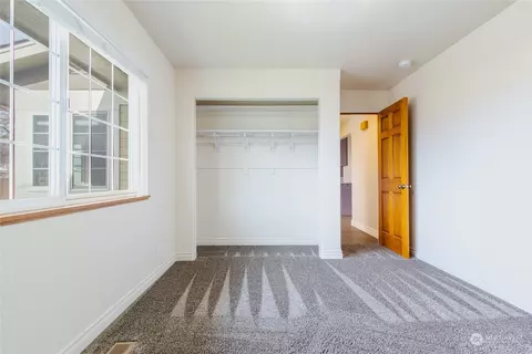 Bedroom - 122 Baldwin Rd, Walla Walla, WA 99362 photo 1 of 1
