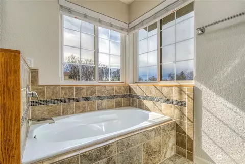 Bath - 122 Baldwin Rd, Walla Walla, WA 99362 photo 8 of 8
