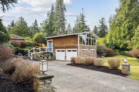 9108 192nd St SW, Edmonds, WA 98026