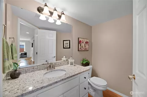 Bath - 3108 191st St SE, Bothell, WA 98012 photo 1 of 4
