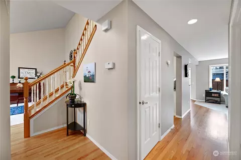 Entry Way - 3108 191st St SE, Bothell, WA 98012 photo 2 of 3
