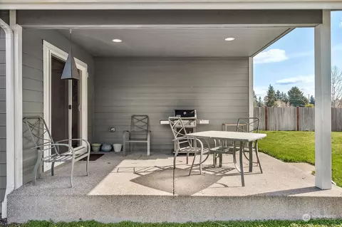 Exterior - 228 169th St E, Spanaway, WA 98387 photo 2 of 7
