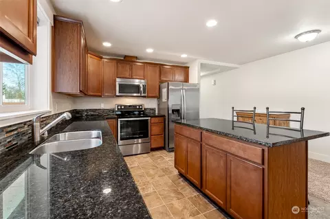 Kitchen - 228 169th St E, Spanaway, WA 98387 photo 4 of 4