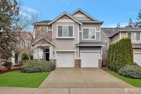 27585 214th Ave SE, Maple Valley, WA 98038