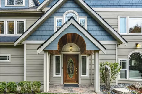 129 NW 145th St, Seattle, WA 98177