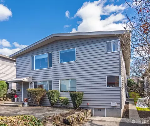 3633 Woodlawn Ave N, Seattle, WA 98103