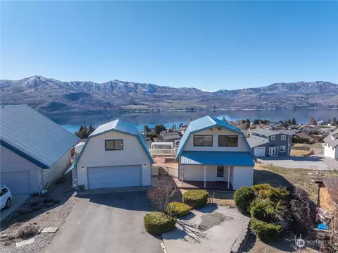 102 Tyee Ct, Chelan, WA 98816