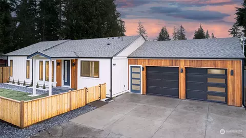 2607 E 110th Ave, Edgewood, WA 98372