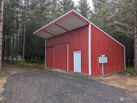 460 Avery Rd E, Chehalis, WA 98532