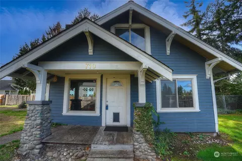710 132nd St S, Tacoma, WA 98444