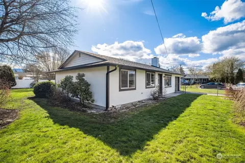 Exterior - 302 Whitesell Ct NW, Orting, WA 98360 photo 10 of 15
