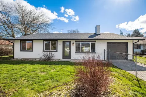 302 Whitesell Ct NW, Orting, WA 98360