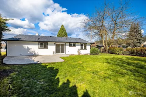 Exterior - 302 Whitesell Ct NW, Orting, WA 98360 photo 7 of 15