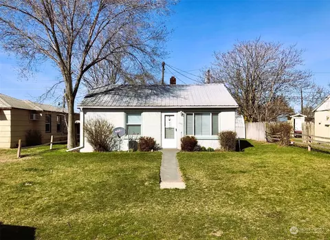 135 E Juniper St, Othello, WA 99344