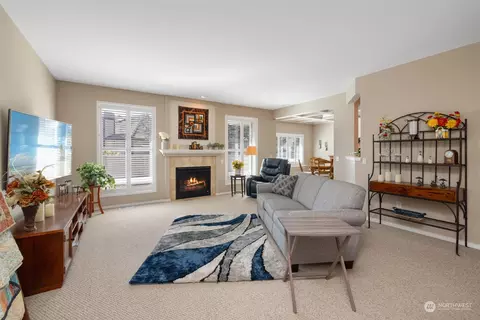 Living - 431 Blakely Blvd, Sequim, WA 98382 photo 2 of 5