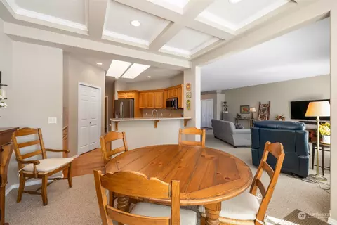 Dining - 431 Blakely Blvd, Sequim, WA 98382 photo 2 of 2