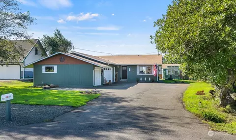 291 Octopus Ave NE, Ocean Shores, WA 98569