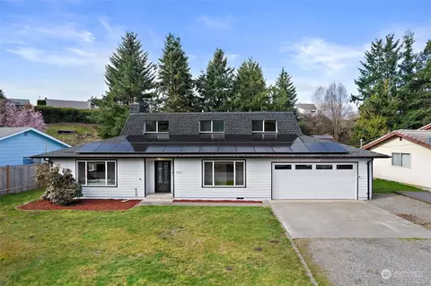 23530 SE 473rd St, Enumclaw, WA 98022