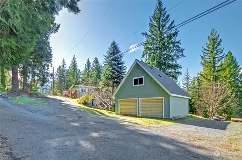 108 Robb Rd, Packwood, WA 98361