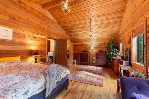 Bedroom - 280 Cline Rd, Sequim, WA 98382 photo 3 of 4