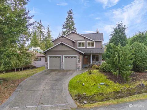 2 Bowline Ct, Bellingham, WA 98229