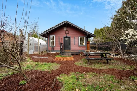 2913 Vallette St, Bellingham, WA 98225