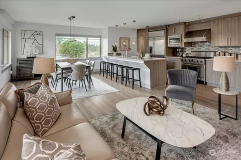 511 100th Ave NE #403, Bellevue, WA 98004