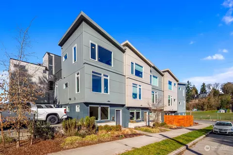 3914 SW Brandon St, Seattle, WA 98136