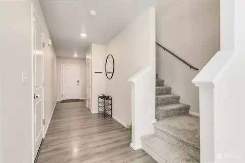Entry Way - 19911 136th Ave E, Graham, WA 98338 photo 1 of 4