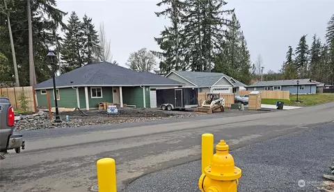523 NW 7th Ave, Napavine, WA 98565