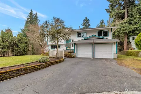 1226 207th St SE, Bothell, WA 98012