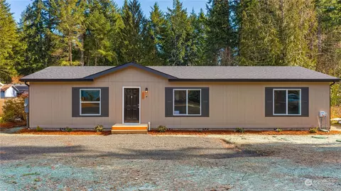 800 E Lakeshore Dr W, Shelton, WA 98584
