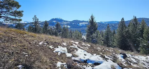 664 Lundimow Meadows Rd, Curlew, WA 99118