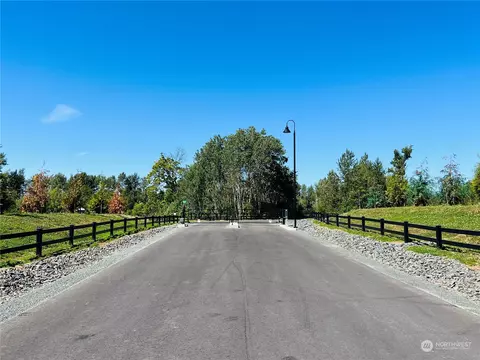 5707 Denali Ln, Bellingham, WA 98226