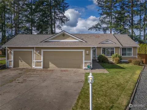 7001 188th Street Ct E, Puyallup, WA 98375