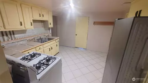Other - 415 W Cherry St, Walla Walla, WA 99362 photo 6 of 11