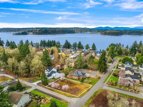0 Devennyevergreen Ave NE, Bainbridge Island, WA 98110
