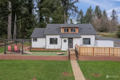 15 Greenwood Rd, Cathlamet, WA 98612