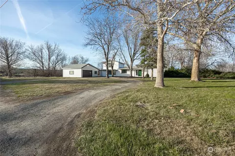 1230 View Dr, Richland, WA 99352