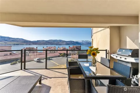100 Lk Chelan Shores Dr #19-5, Chelan, WA 98816